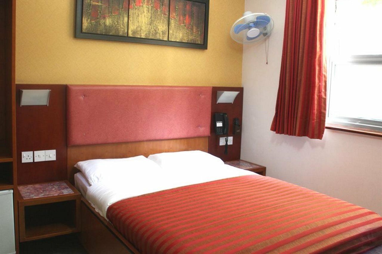 Eurotraveller Hotel- Express Londra Exterior foto